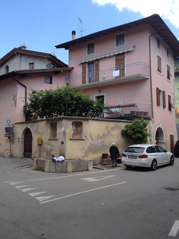 Massone Climbing Home Arco Buitenkant foto